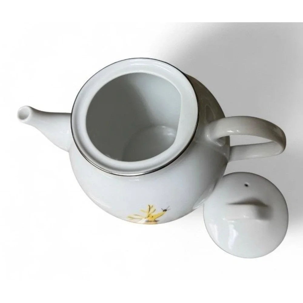 Pottery Barn Reindeer Rudolph Christmas Teapot White‎ Ceramic